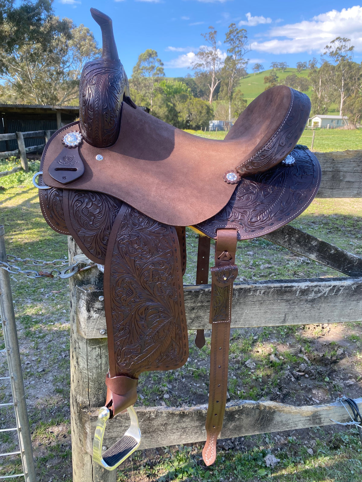 Barrel saddle