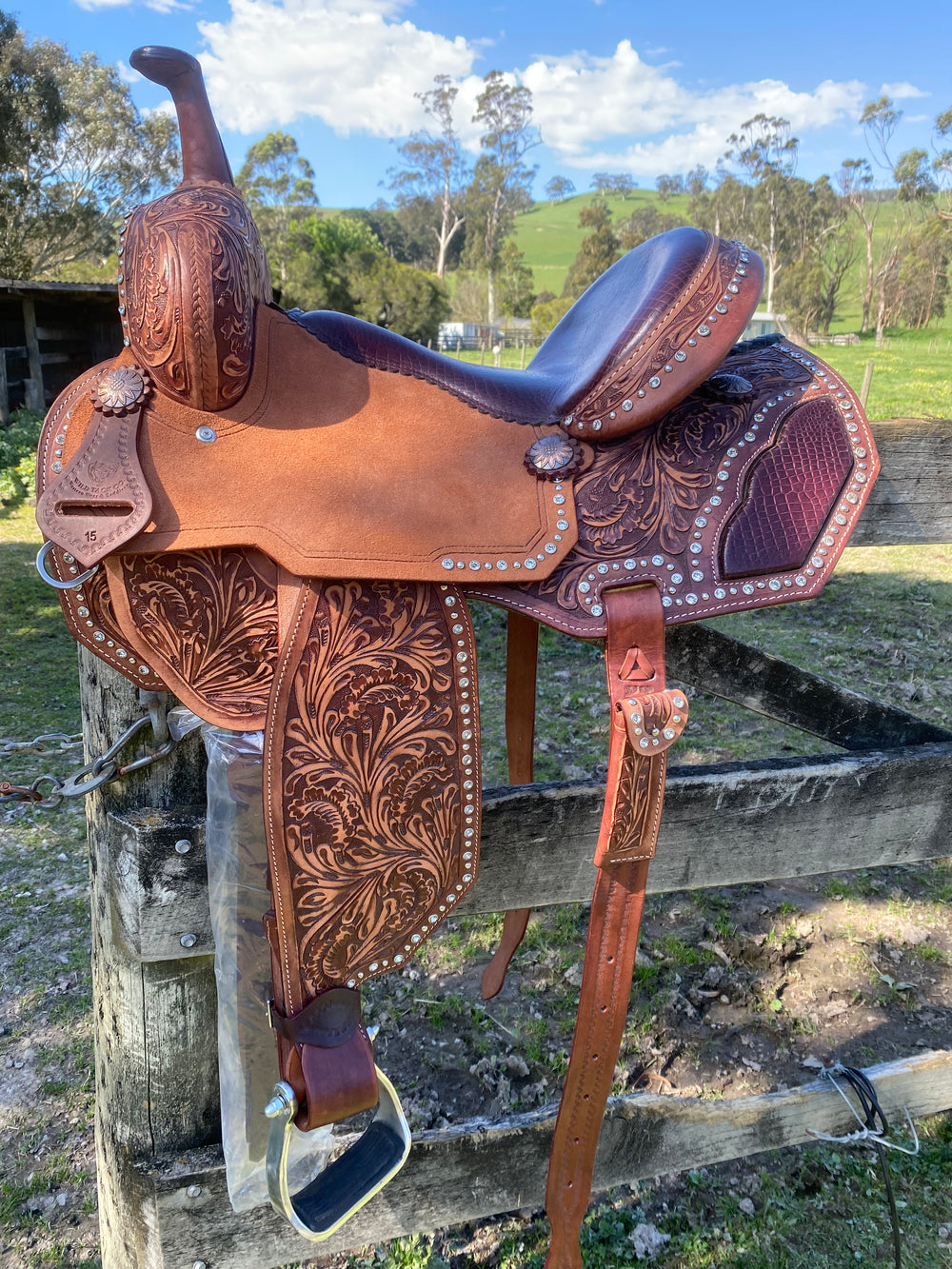Rhinestone detailed Saddle